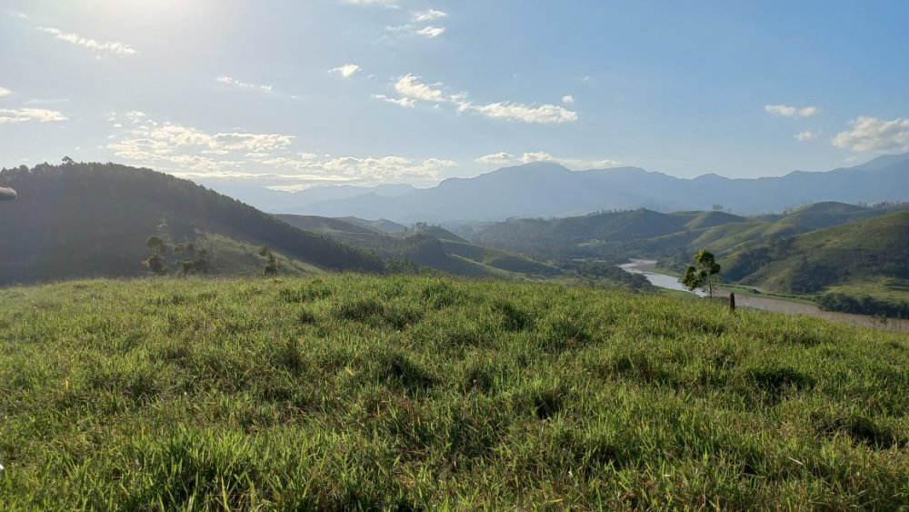 Stio - Venda - Branco - Lavrinhas - SP