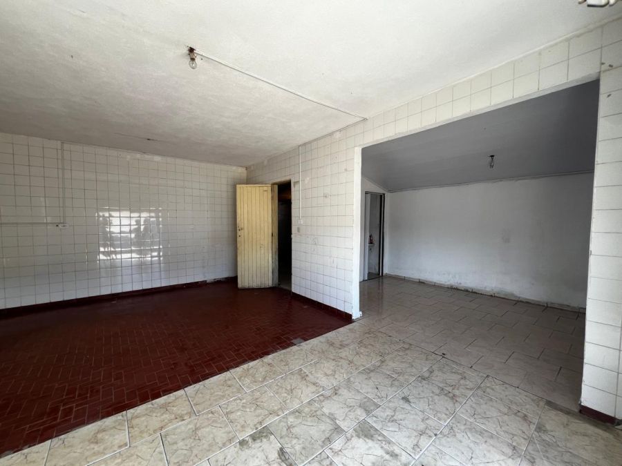 Salão - Venda - Colinas dos Macacos - Silveiras - SP