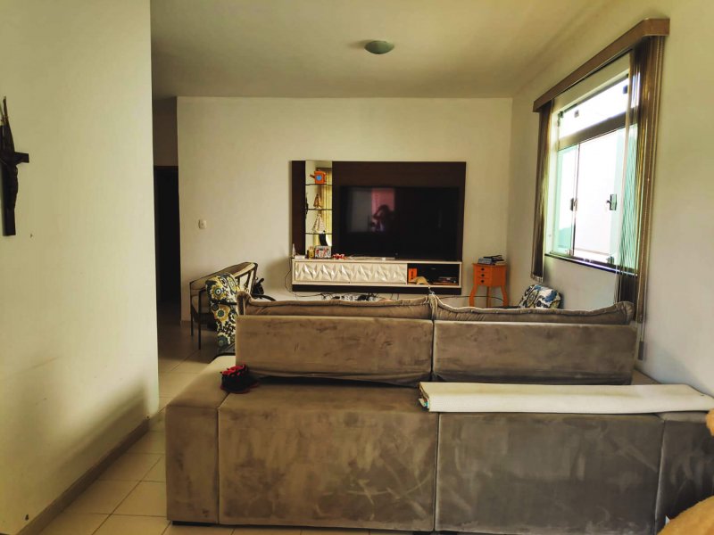 Casa - Lorena, SP no bairro Vila Zélia