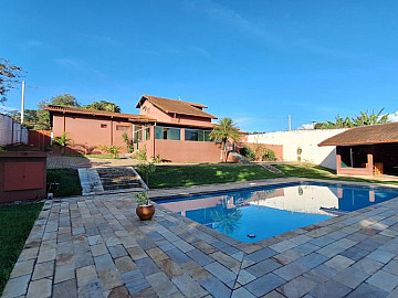 CASA ARQUITET�NICA - �REA NOBRE � VILA Z�LIA - LORENA � SP