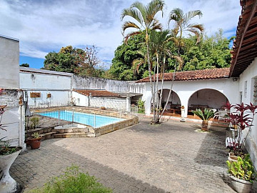 ED�CULA | PISCINA | SAUNA | CHURRASQUEIRA | DUCHA
